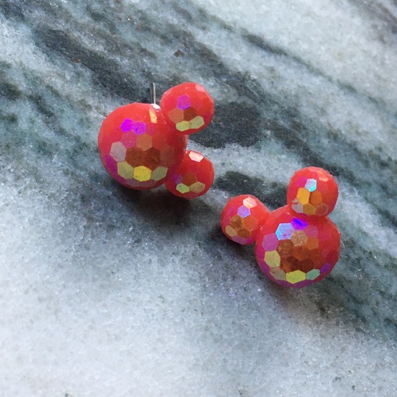 ๐Sale ๐2 for $10 NWOT red sparkle confetti mouse post earrings - Picture 3 of 4
